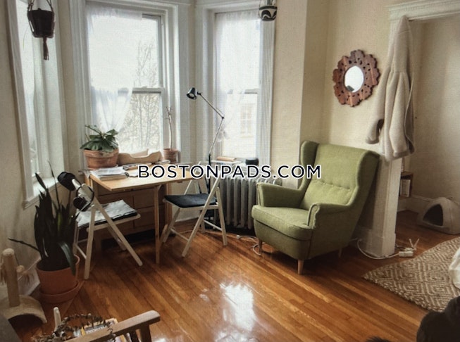Boston - $2,545+ /mo
