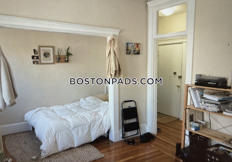 Hemenway St., Boston