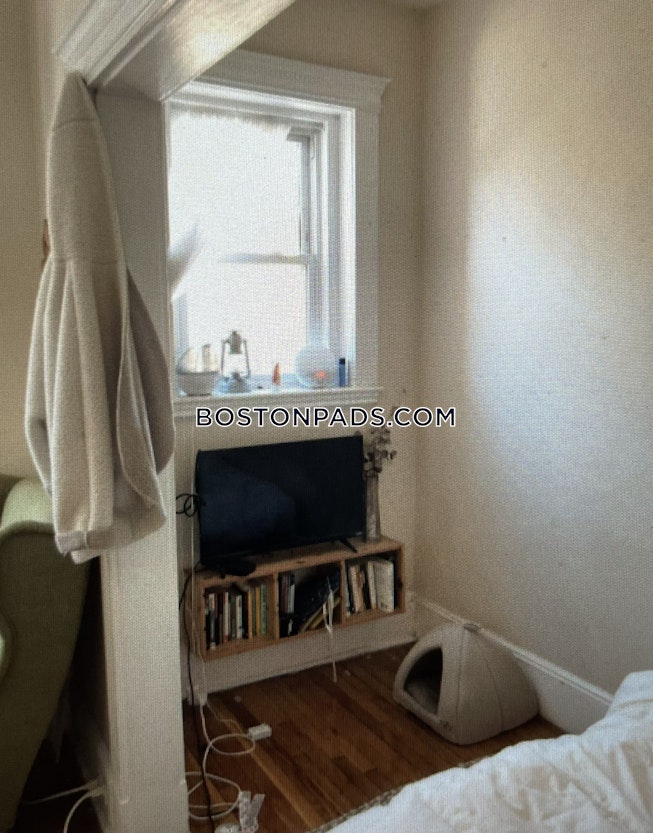 Boston - $2,545+ /mo