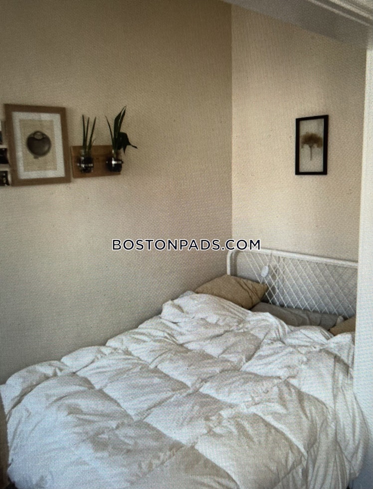 Hemenway St., Boston