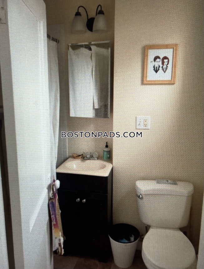 Boston - $2,545+ /mo