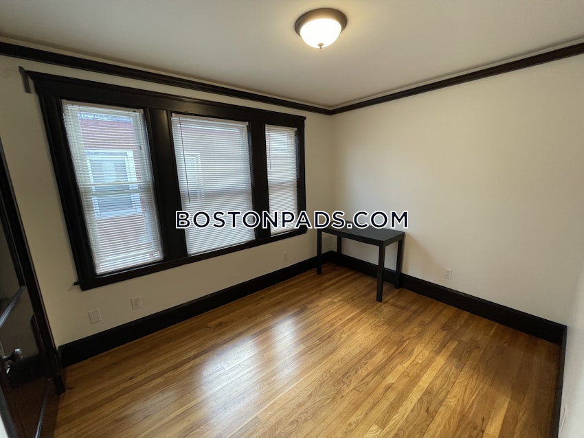 BOSTON - DORCHESTER - SAVIN HILL - 3 Beds, 1 Bath - Image 12