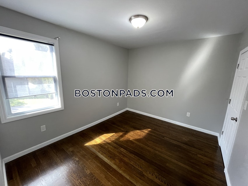 BOSTON - HYDE PARK - 2 Beds, 1 Bath - Image 4