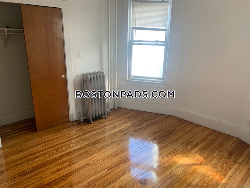 CHELSEA - 1 Bed, 1 Bath - Image 8