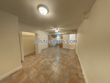 Boston - 0 Beds, 1 Baths