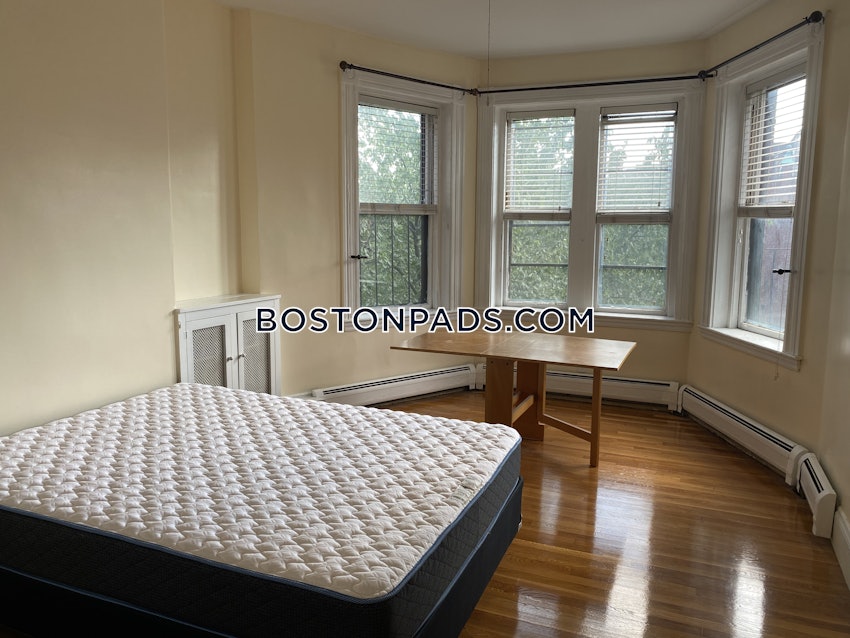 BOSTON - BACK BAY - 2 Beds, 1 Bath - Image 34