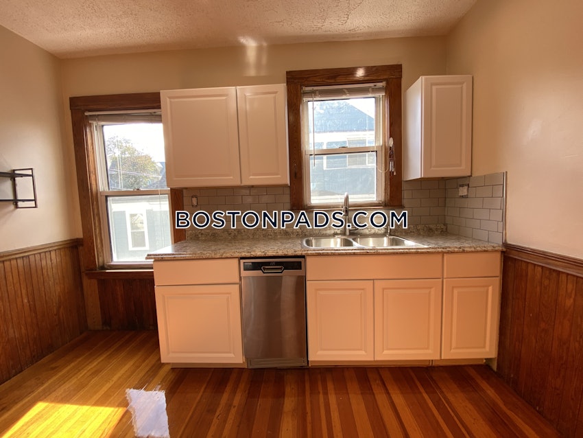 SOMERVILLE - WINTER HILL - 3 Beds, 1 Bath - Image 8