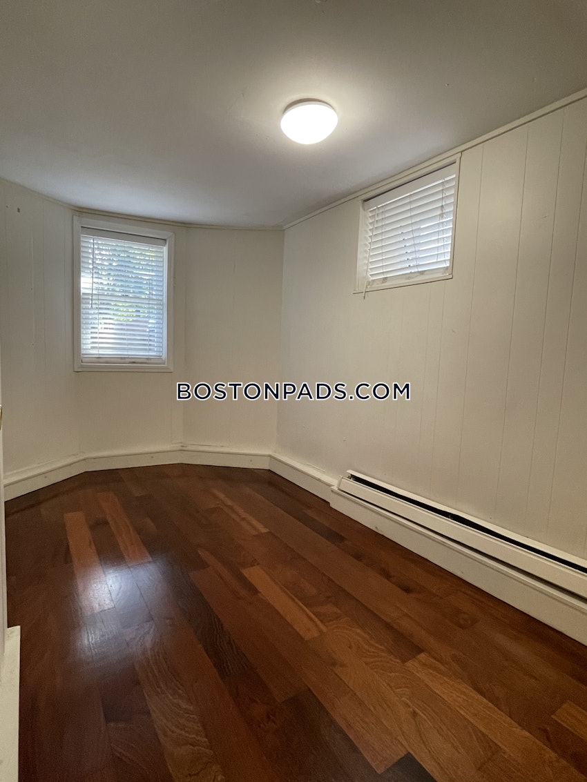 BOSTON - ALLSTON - 5 Beds, 2 Baths - Image 33