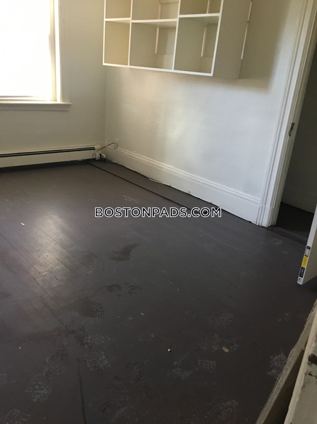 Boston - $5,700+ /mo