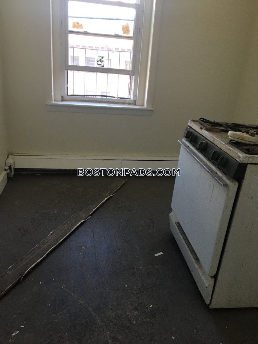 Boston - $5,700+ /month