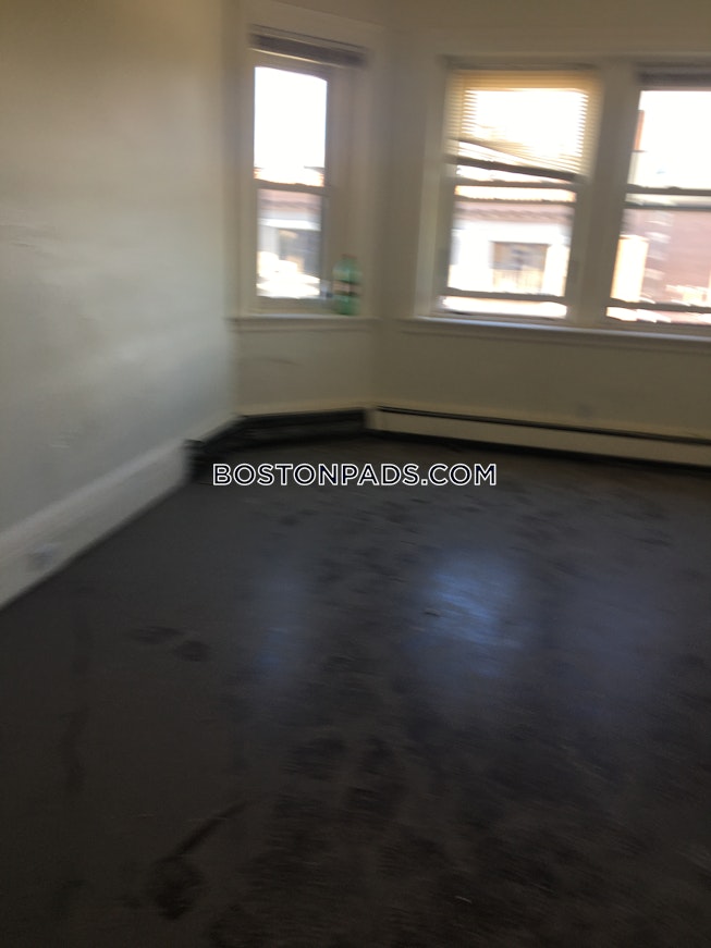 Boston - $5,700+ /mo