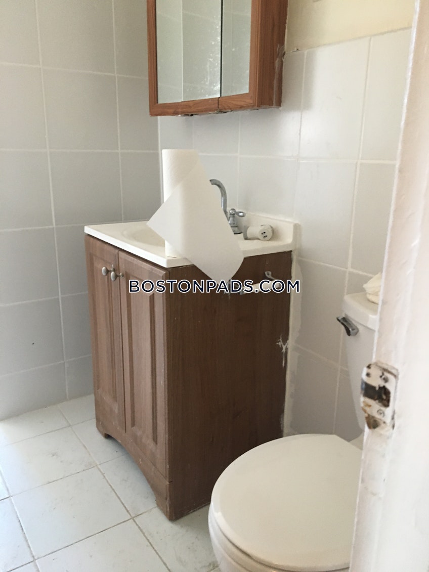 Boston - $5,700+ /month