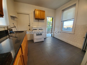 Boston - 3 Beds, 1 Baths