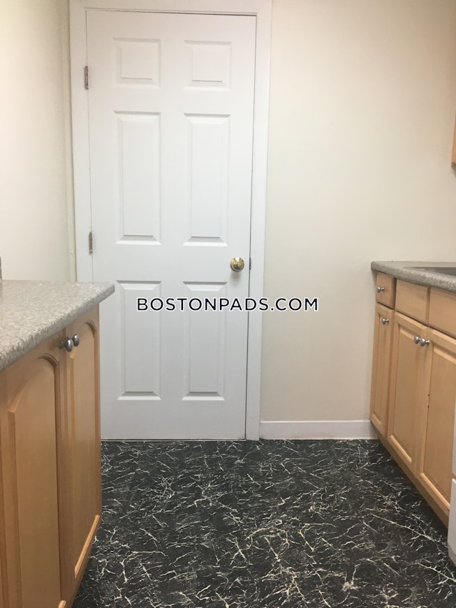 Boston - $3,650+ /mo