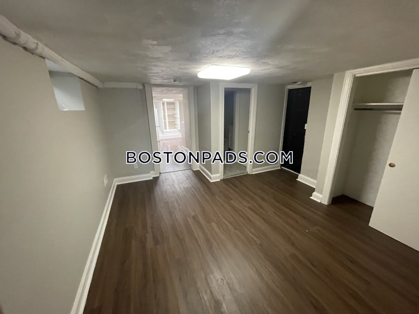 CAMBRIDGE - CENTRAL SQUARE/CAMBRIDGEPORT - 1 Bed, 1 Bath - Image 14