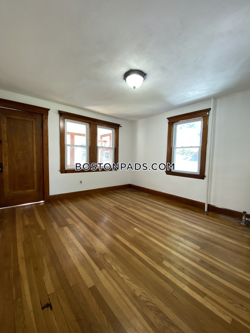 BOSTON - BRIGHTON - OAK SQUARE - 2 Beds, 1 Bath - Image 9