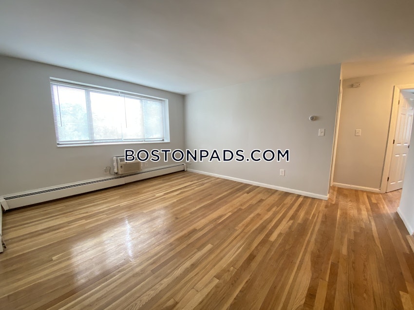 BOSTON - HYDE PARK - 2 Beds, 1 Bath - Image 5