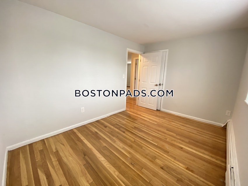 BOSTON - HYDE PARK - 2 Beds, 1 Bath - Image 4