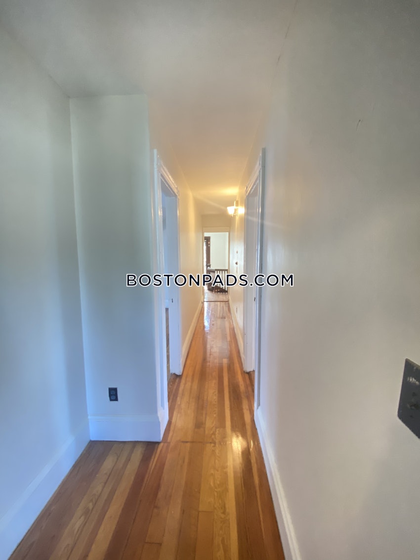 BOSTON - ROSLINDALE - 2 Beds, 1 Bath - Image 4