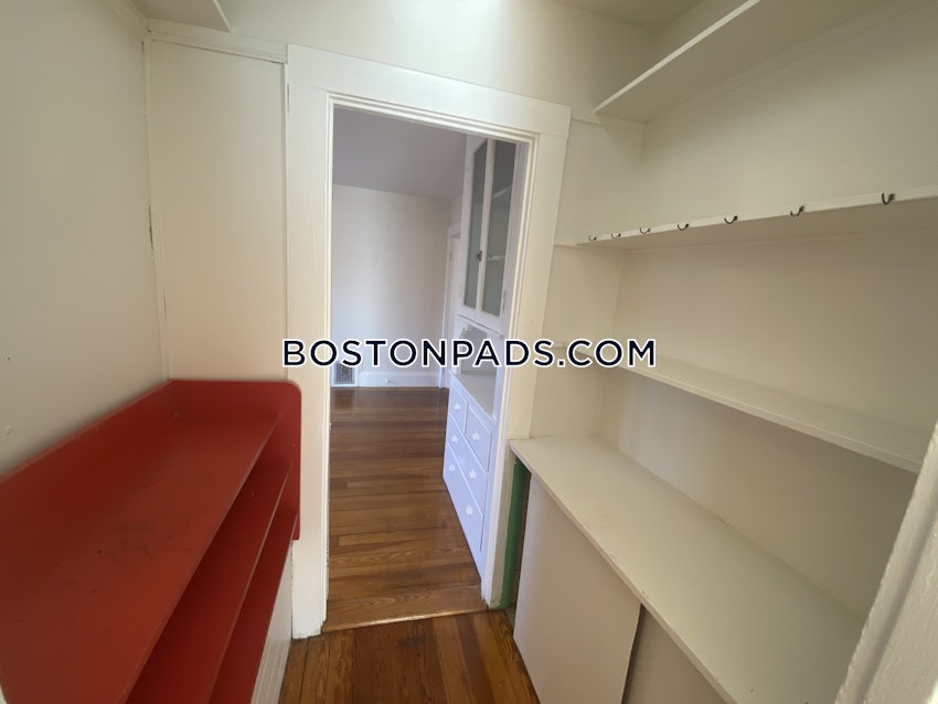 BOSTON - ROSLINDALE - 2 Beds, 1 Bath - Image 3