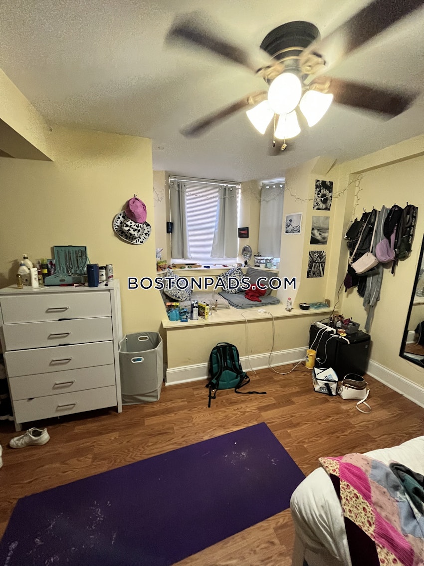 BOSTON - MISSION HILL - 6 Beds, 2 Baths - Image 7
