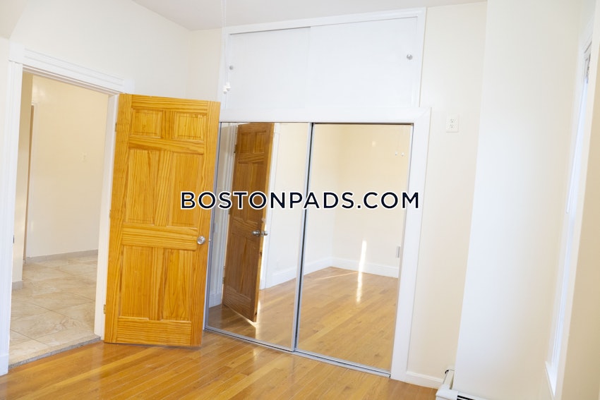 BOSTON - JAMAICA PLAIN - CENTER - 3 Beds, 1 Bath - Image 6