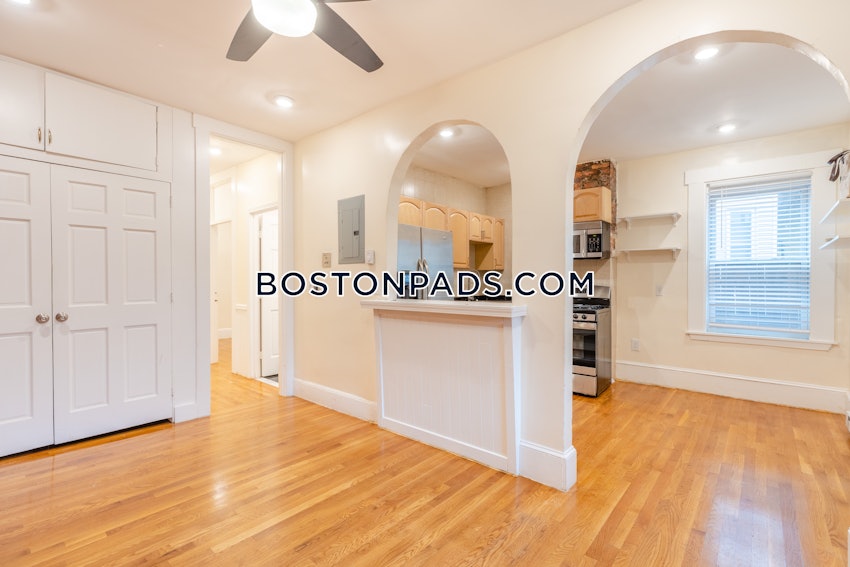 BOSTON - JAMAICA PLAIN - CENTER - 4 Beds, 2 Baths - Image 1