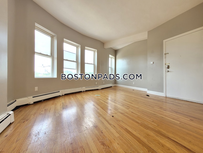 BOSTON - ROXBURY - 3 Beds, 1 Bath - Image 1