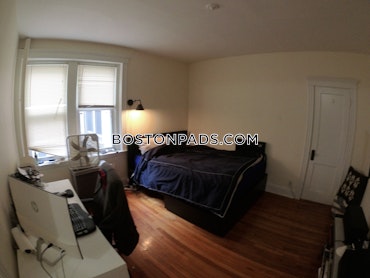 Boston - 0 Beds, 1 Baths