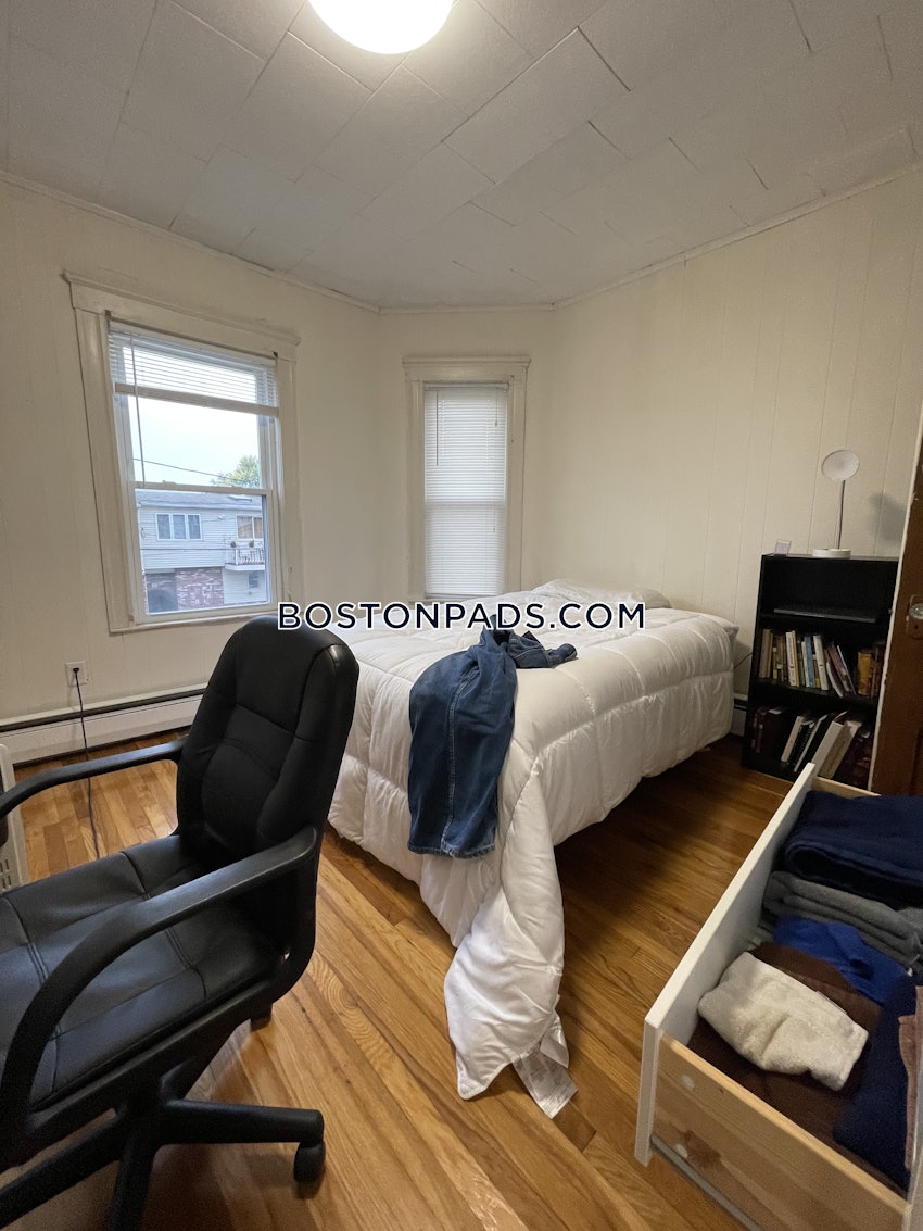 MEDFORD - TUFTS - 2 Beds, 1 Bath - Image 30