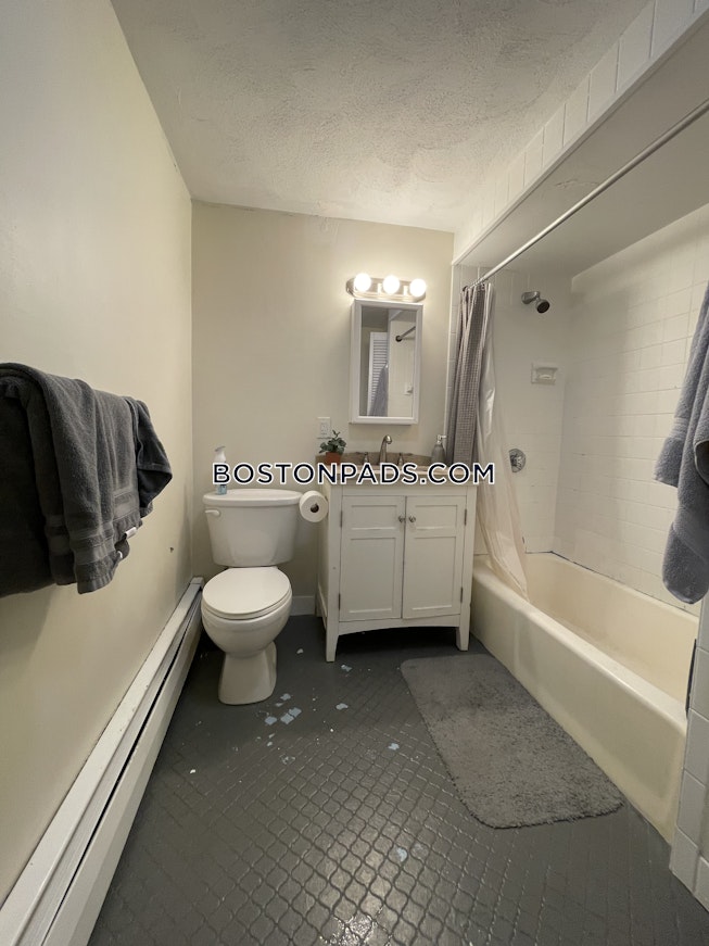 Medford - $3,300+ /mo