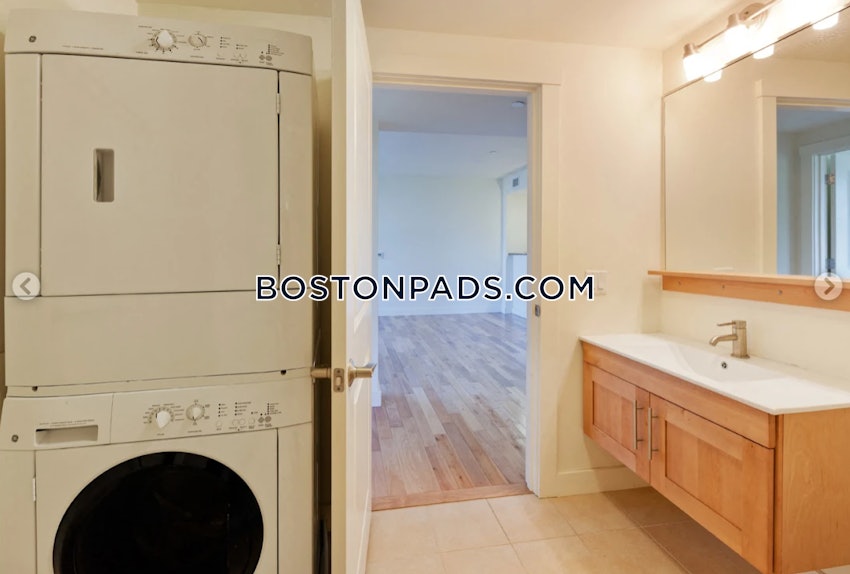 CAMBRIDGE - MT. AUBURN/BRATTLE/ FRESH POND - 1 Bed, 1 Bath - Image 4