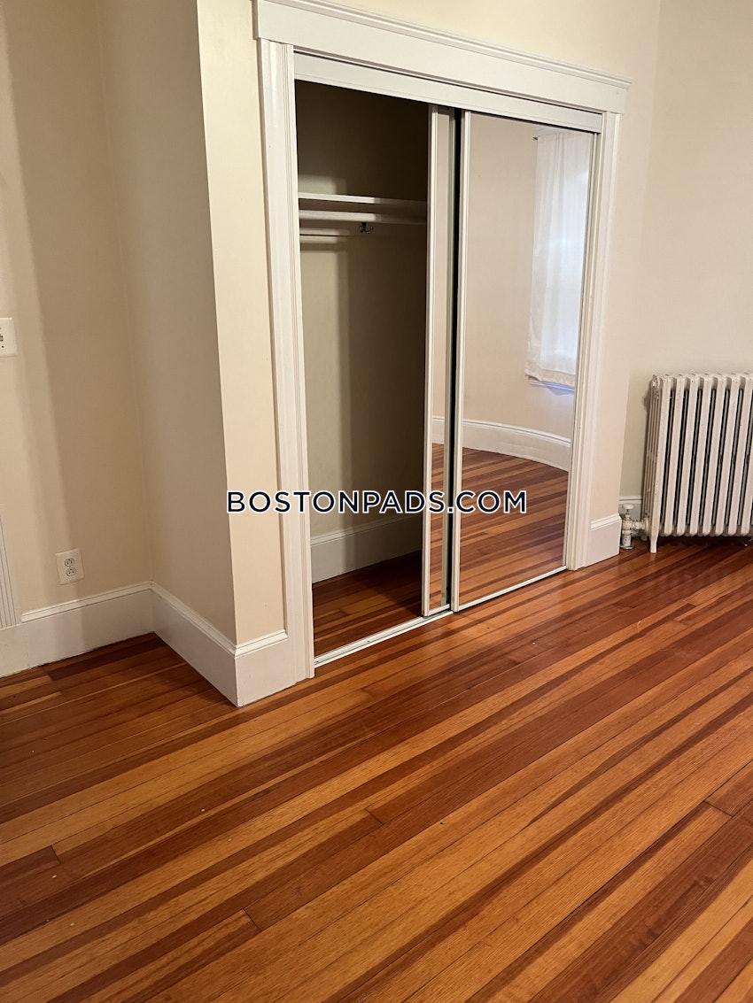 BOSTON - BRIGHTON - OAK SQUARE - 3 Beds, 1 Bath - Image 33