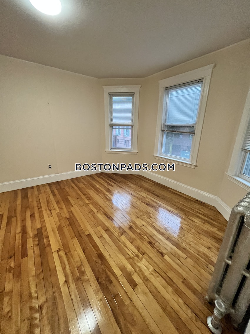 BOSTON - ALLSTON - 3 Beds, 1 Bath - Image 61