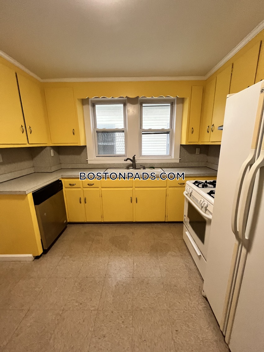 BOSTON - ALLSTON - 3 Beds, 1 Bath - Image 57