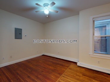 Boston - 4 Beds, 2 Baths