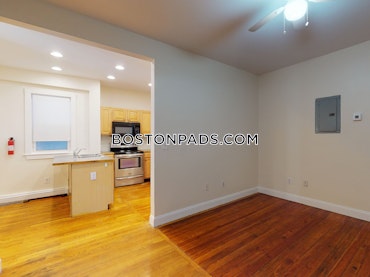 Boston - 4 Beds, 2 Baths