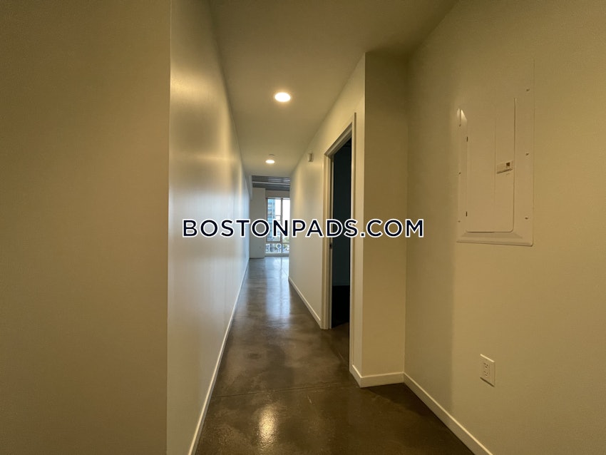 BOSTON - SEAPORT/WATERFRONT - 2 Beds, 2 Baths - Image 12