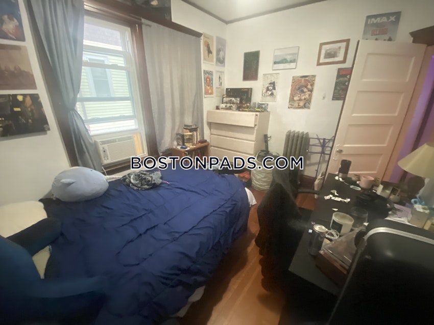 SOMERVILLE - TUFTS - 3 Beds, 1 Bath - Image 16