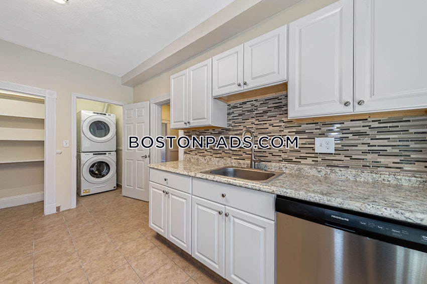 BOSTON - BRIGHTON - OAK SQUARE - 3 Beds, 1 Bath - Image 7