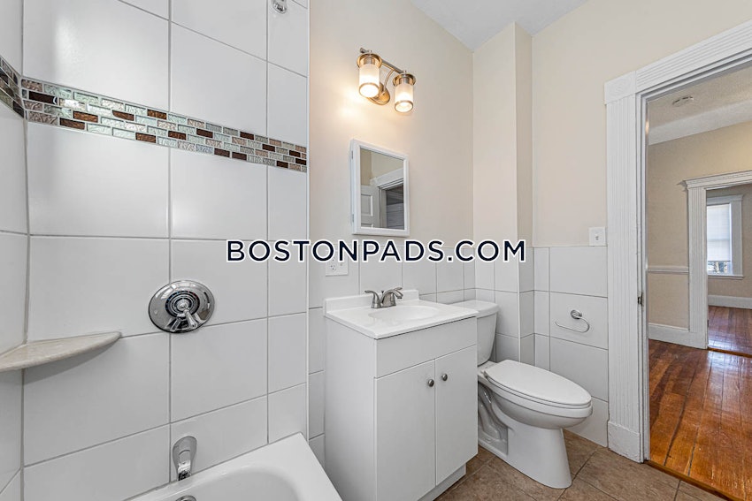 BOSTON - BRIGHTON - OAK SQUARE - 3 Beds, 1 Bath - Image 24