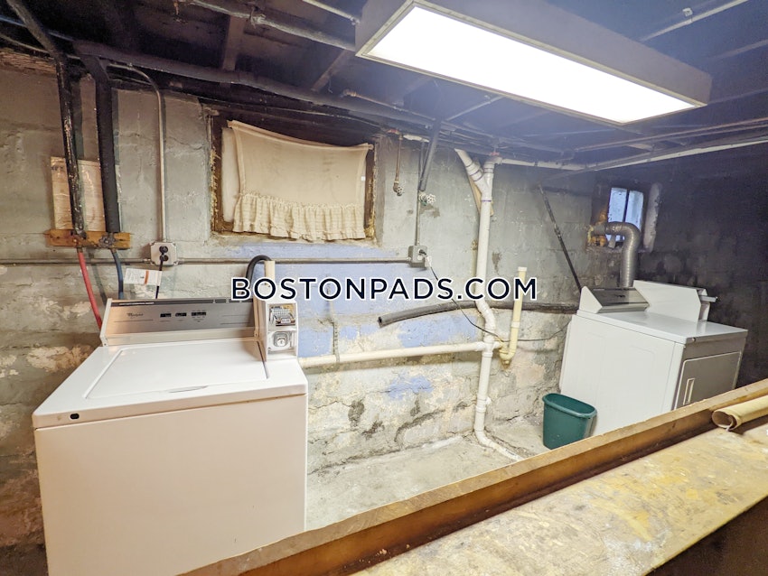 BOSTON - HYDE PARK - 2 Beds, 1 Bath - Image 8