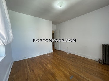 Boston - 1 Beds, 1 Baths