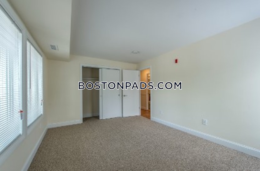 WOBURN - 1 Bed, 1 Bath - Image 12