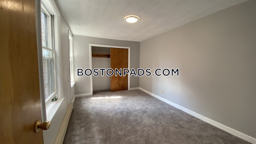 BOSTON - NORTH END - 2 Beds, 1 Bath - Image 9