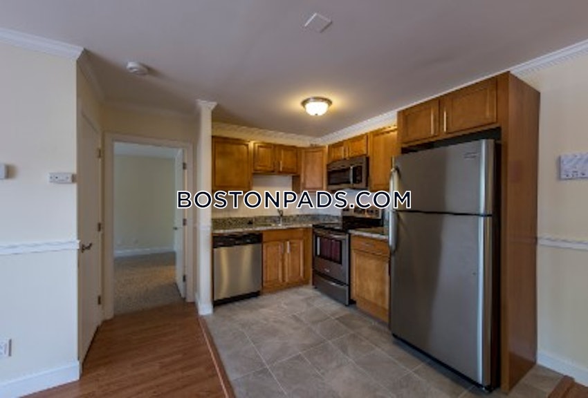 WOBURN - 2 Beds, 1 Bath - Image 11