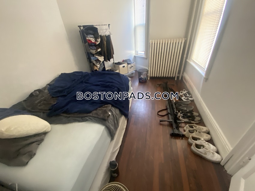 SOMERVILLE - TUFTS - 5 Beds, 1 Bath - Image 28