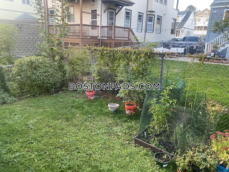 Frederick Ave., Medford