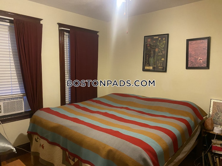 Frederick Ave., Medford