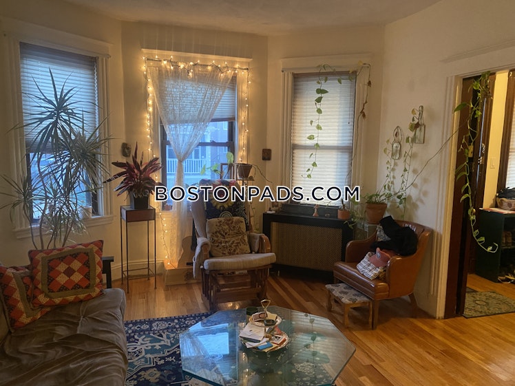 Frederick Ave., Medford